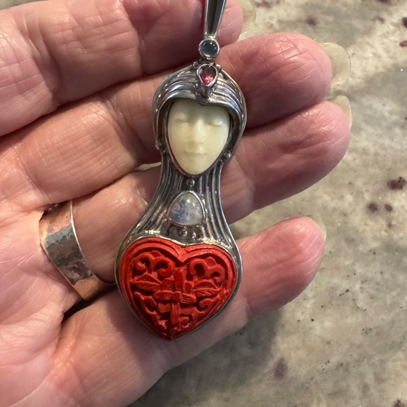 Sajen Jewelry - Silver sajen and cinnabar Heart Pendant